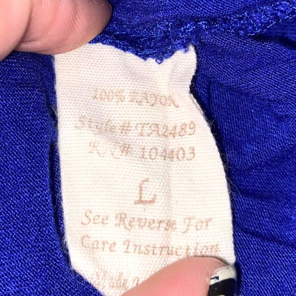 E&M Blue Sleeveless Scoop Neck Lattice Back Tank Top Blouse - Picture 5 of 6